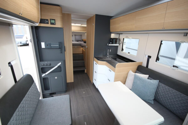 Adria Coral Plus 670 DL 2024 – Image 9
