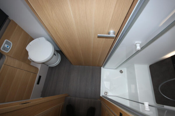 Adria Coral Plus 670 DL 2024 – Image 14