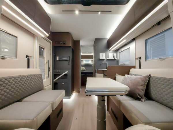 Adria Coral Supreme 670 DC 2025 – Image 13