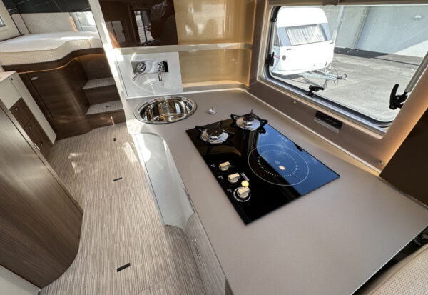 Bürstner Elegance I 910 G 2023 – Image 18