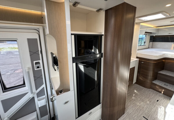Bürstner Elegance I 910 G 2023 – Image 22
