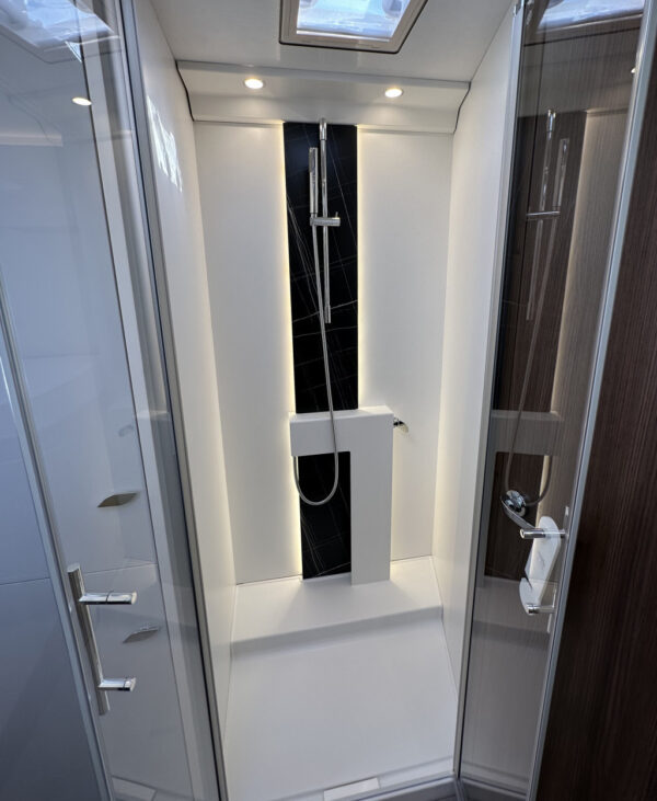 Bürstner Elegance I 910 G 2023 – Image 4