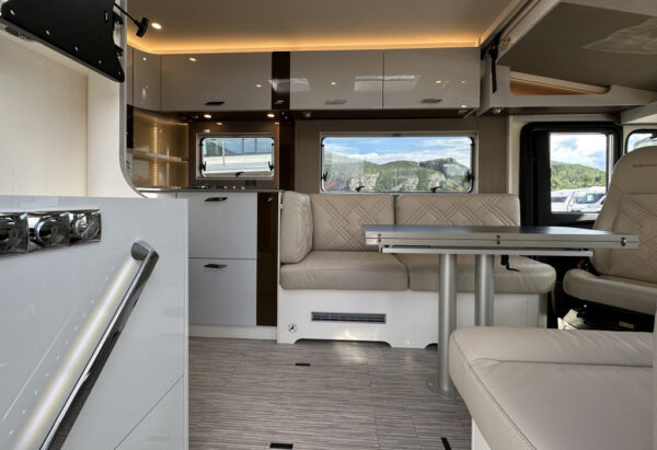 Bürstner Elegance I 910 G 2023 – Image 31