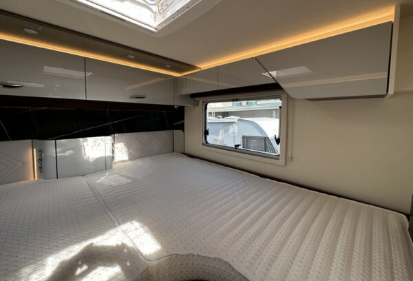 Bürstner Elegance I 910 G 2023 – Image 6