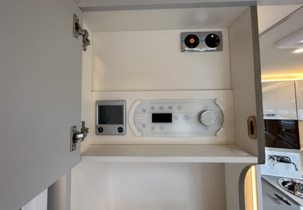 Bürstner Elegance I 910 G 2023 – Image 8