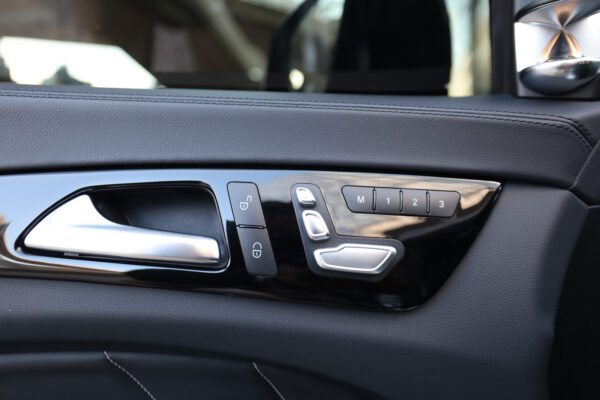 Mercedes-Benz CLS 63 S 2015 – Image 24