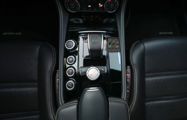 Mercedes-Benz CLS 63 S 2015 – Image 28