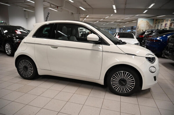 Fiat 500 2024