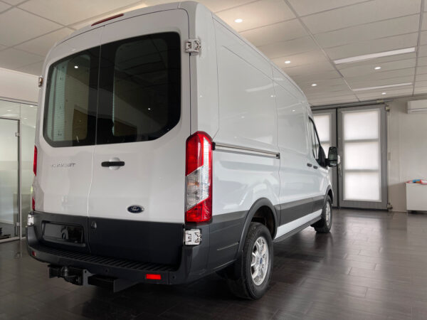 Ford Transit 2018 – Image 2
