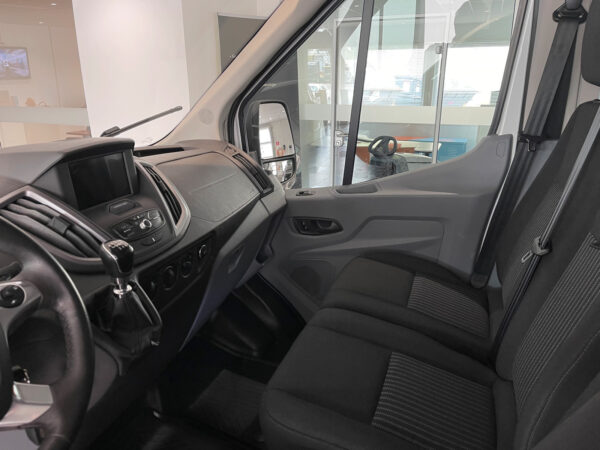 Ford Transit 2018 – Image 8