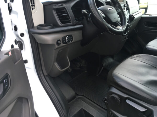 Ford Transit 2024 – Image 8