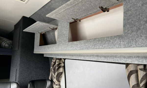 Mercedes-Benz Sprinter 2022 – Image 14
