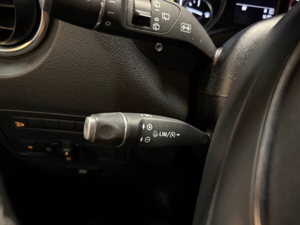 Mercedes-Benz Vito 190-4MATIC-A2-AUT-SE 2020 – Image 13