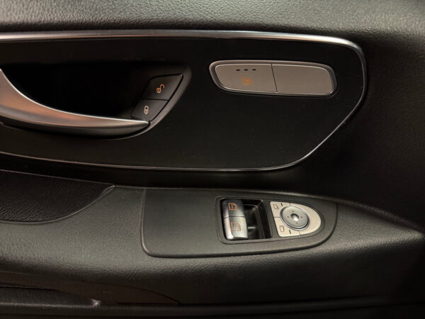 Mercedes-Benz Vito 190-4MATIC-A2-AUT-SE 2020 – Image 17