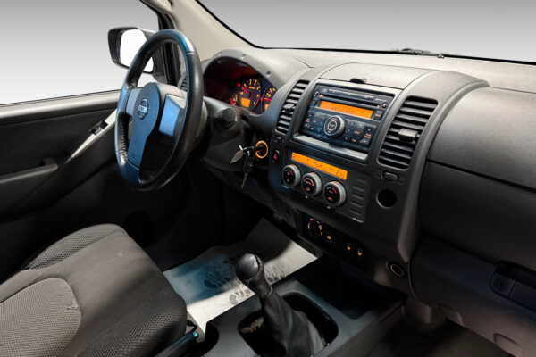 Nissan Navara 2007 – Image 8