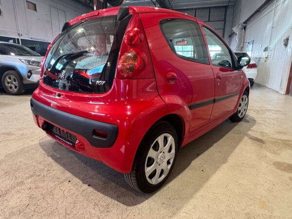 Peugeot 107 2011 – Image 3