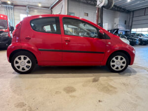 Peugeot 107 2011