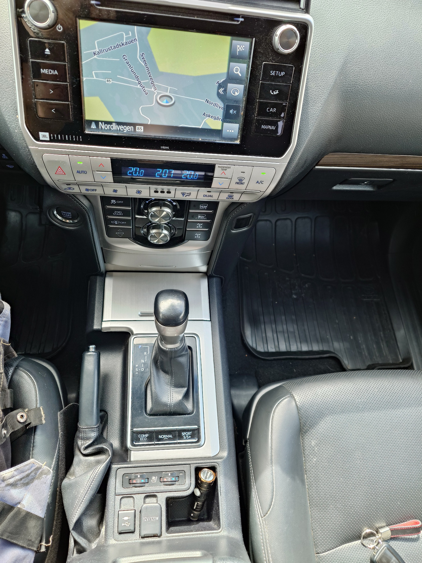 Toyota Land Cruiser 2019 – Image 13