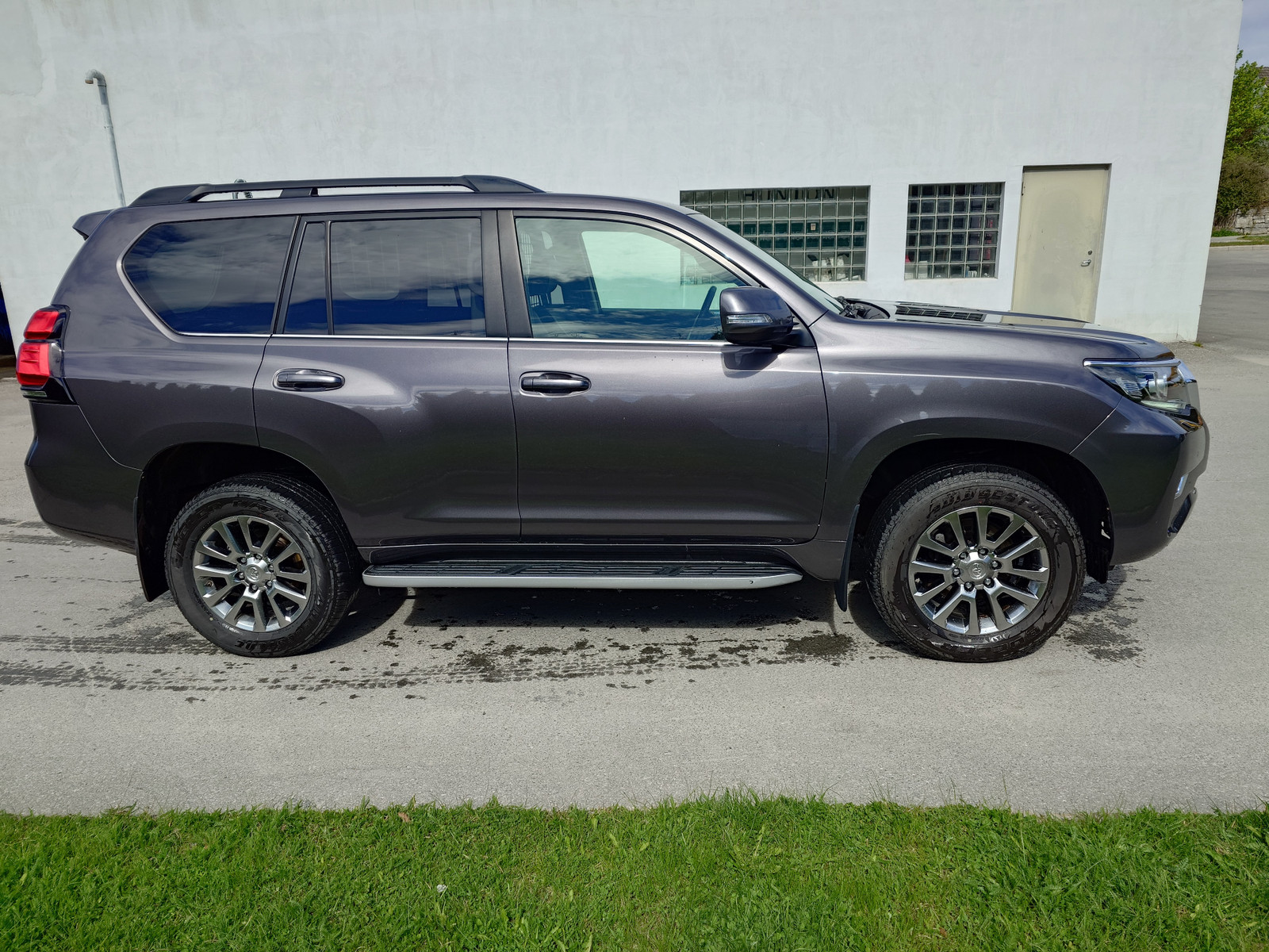 Toyota Land Cruiser 2019 – Image 3