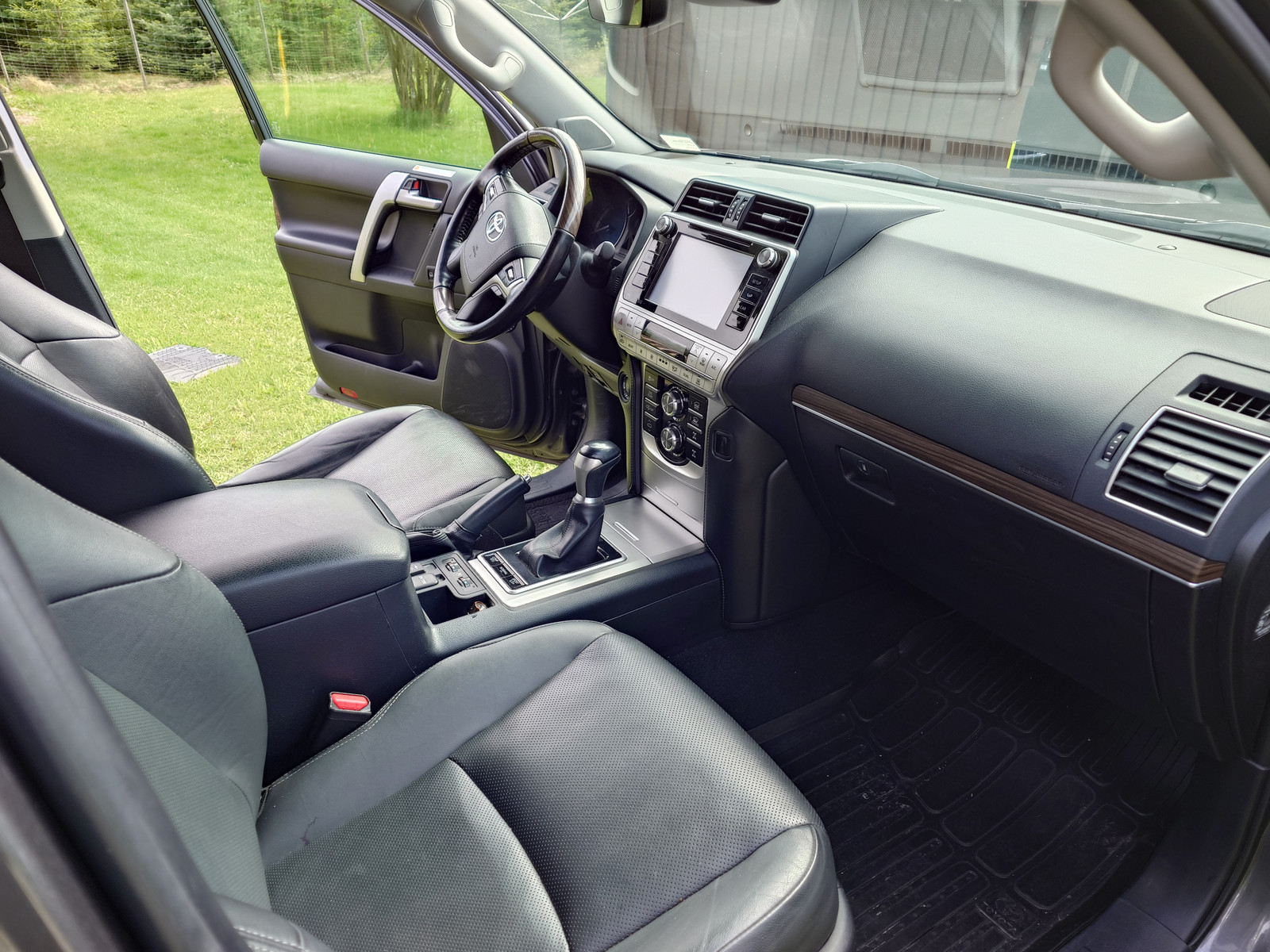 Toyota Land Cruiser 2019 – Image 4