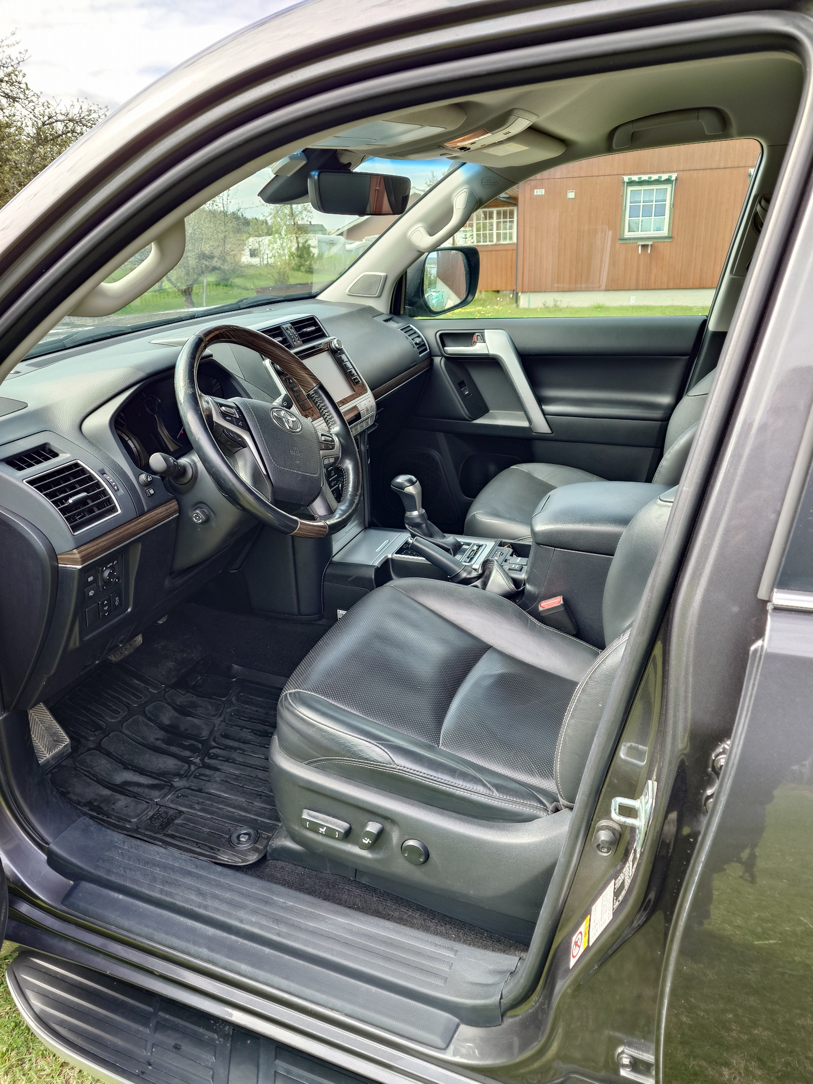 Toyota Land Cruiser 2019 – Image 7