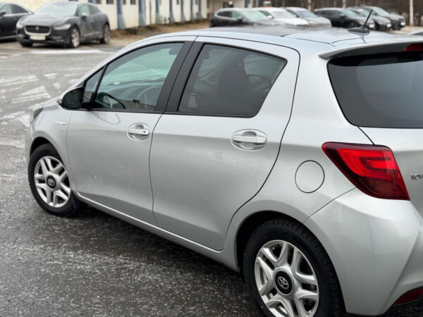 Toyota Yaris 2016 – Image 2