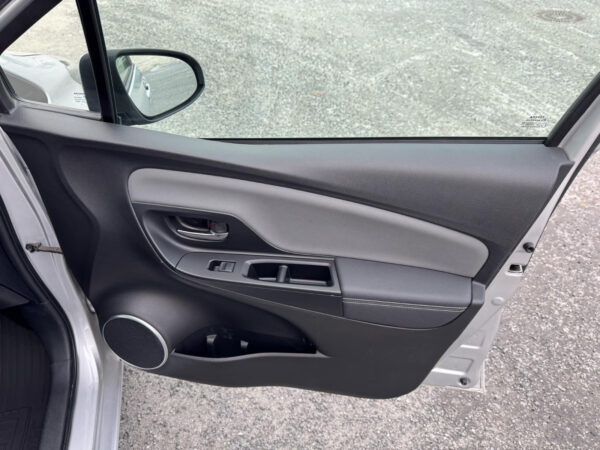 Toyota Yaris 2016 – Image 16