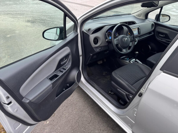 Toyota Yaris 2016 – Image 3