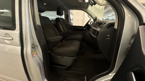 Volkswagen Caravelle 2.0TDi 2018 – Image 6