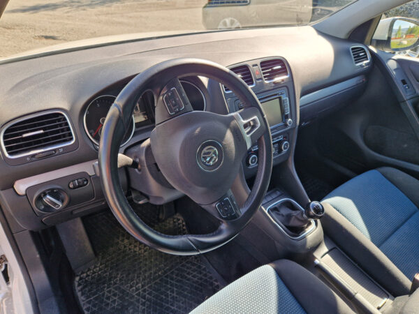 Volkswagen Golf 1.6 TDI 2013 – Image 9