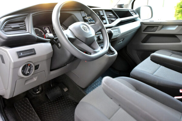 Volkswagen Transporter T6.1 2020 – Image 10