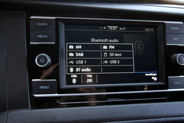 Volkswagen Transporter T6.1 2020 – Image 15
