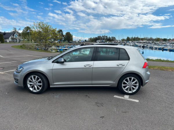 Volkswagen Golf 5D 110 TSI 2016