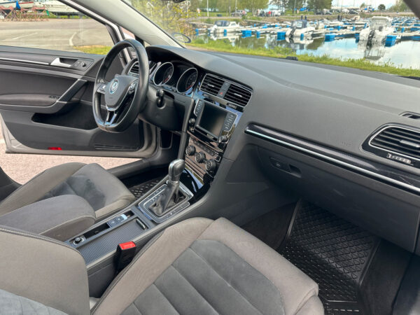Volkswagen Golf 5D 110 TSI 2016 – Image 4