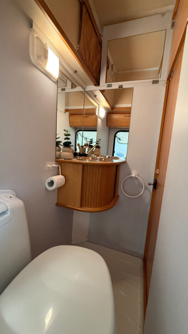 Caravelair Silver 310 Edition 2009 – Image 17