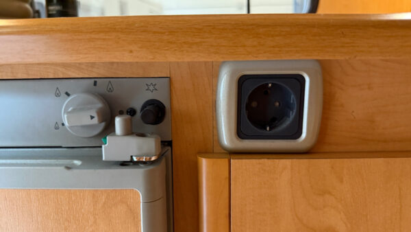 Caravelair Silver 310 Edition 2009 – Image 22