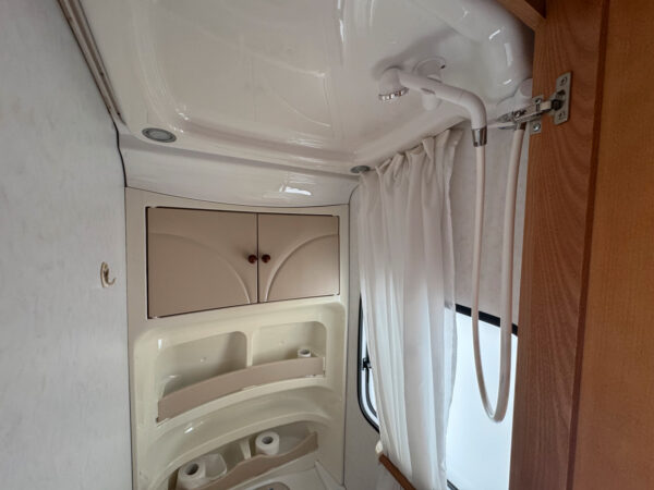 Hobby Prestige 495 UFE 2008 – Image 11