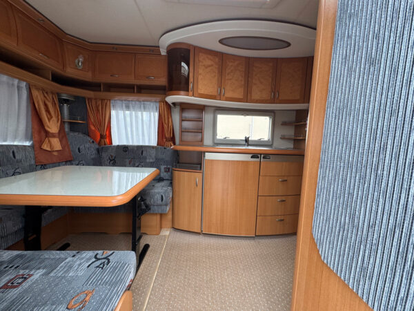 Hobby Prestige 495 UFE 2008 – Image 6