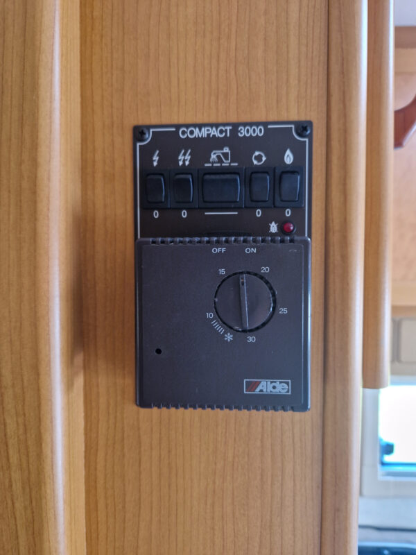 KABE Sapphire GLE KS 2001 – Image 15