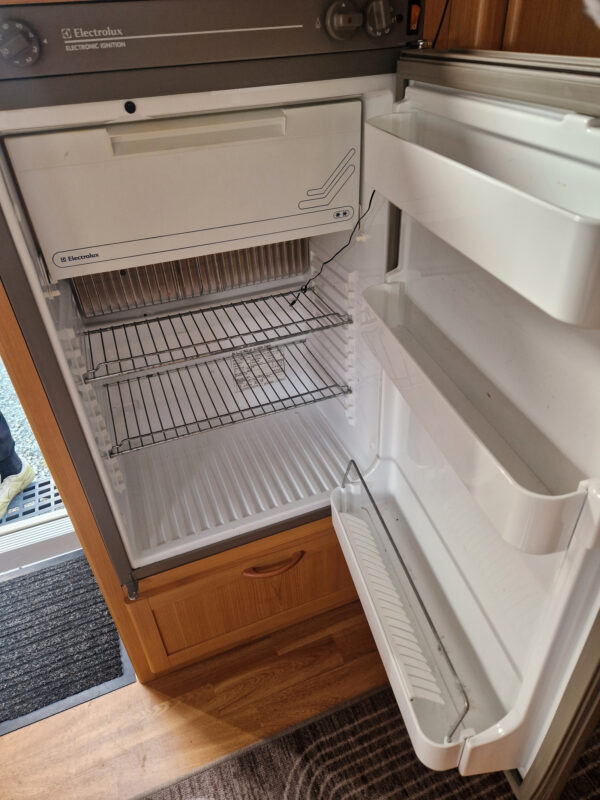 KABE Sapphire GLE KS 2001 – Image 7