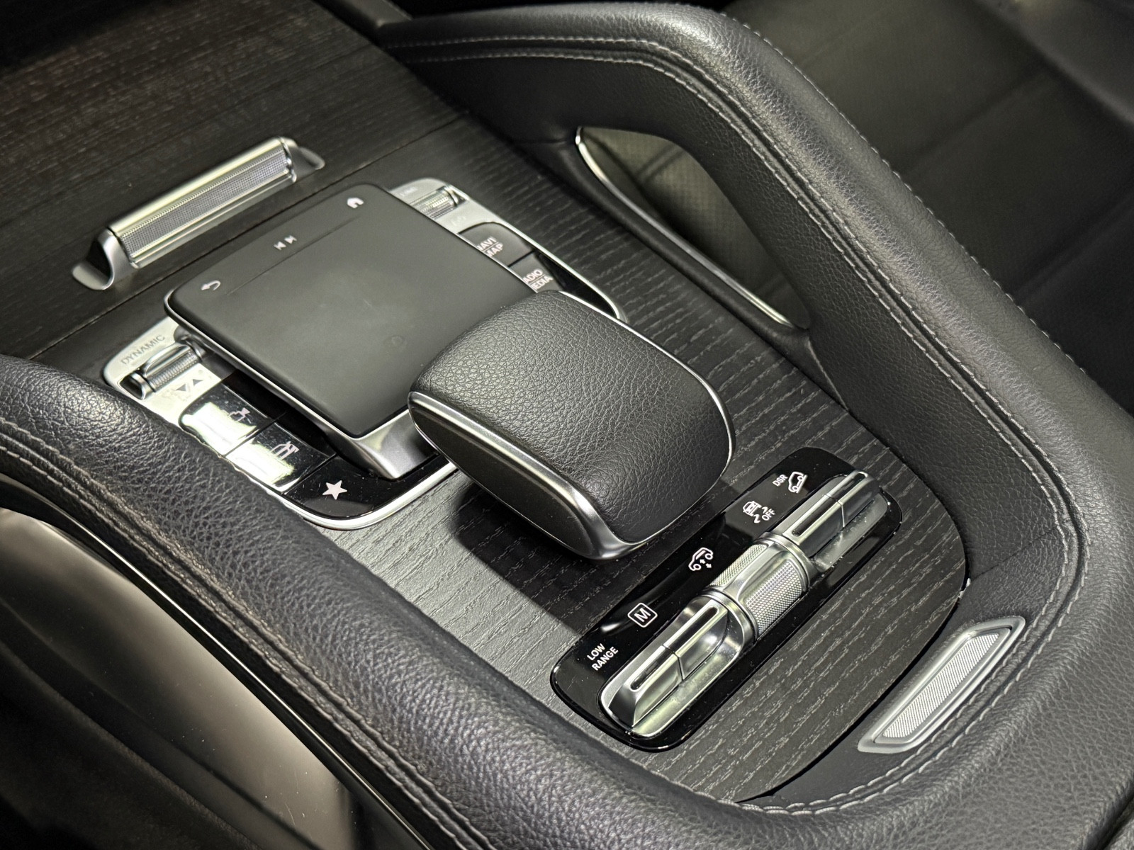 Mercedes-Benz GLS 350d AMG 2020 – Image 6