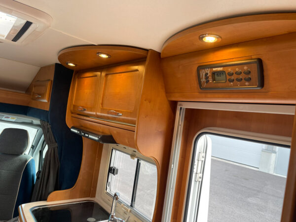Rapido 703F 2008 – Image 16