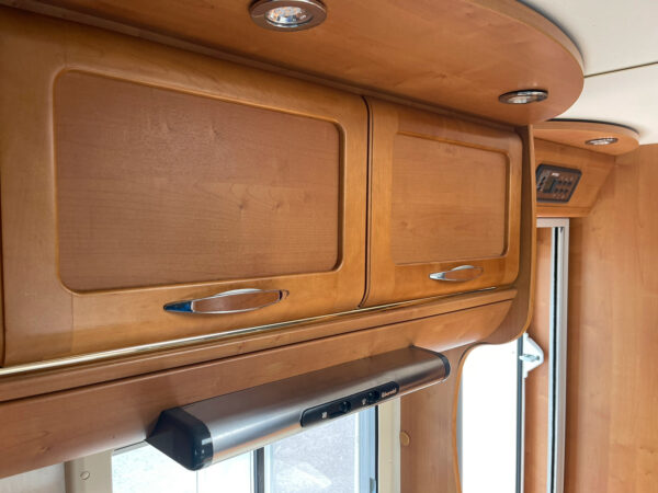 Rapido 703F 2008 – Image 9