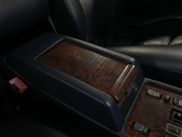 Mercedes-Benz Classe S 560 1990 – Image 11