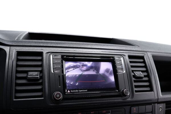 Volkswagen Transporter 2.0TDI 2019 – Image 9