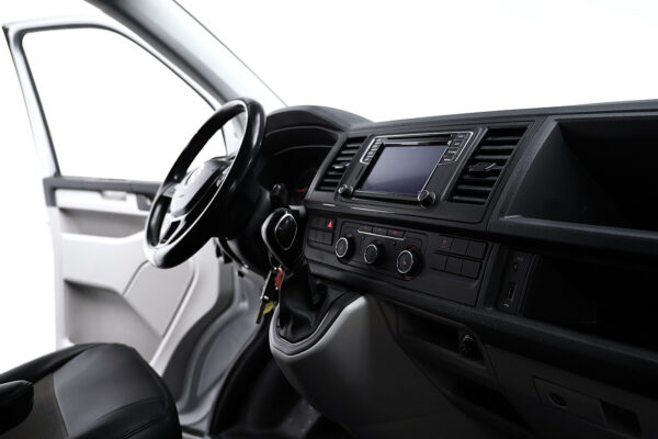 Volkswagen Transporter 2.0TDI 2019 – Image 5