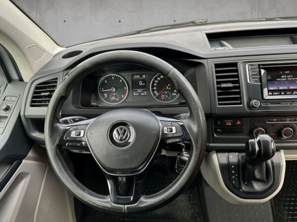 Volkswagen Transporter T6 2018 – Image 12
