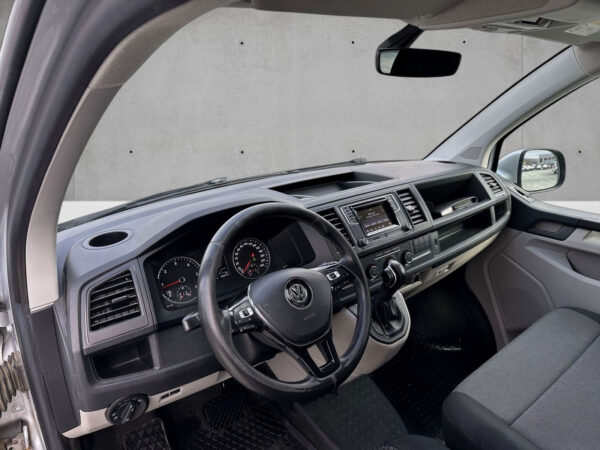 Volkswagen Transporter T6 2018 – Image 9