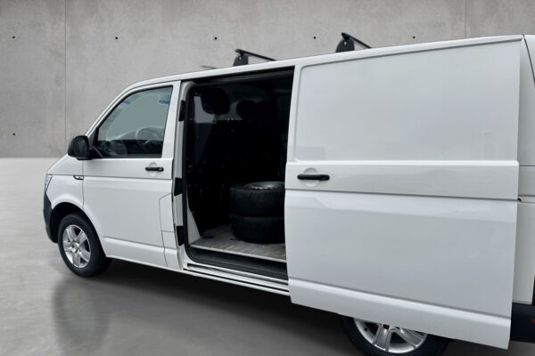Volkswagen Transporter 2.0tdi 2017 – Image 13
