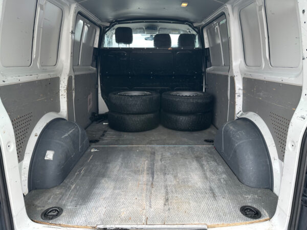 Volkswagen Transporter 2.0tdi 2017 – Image 15